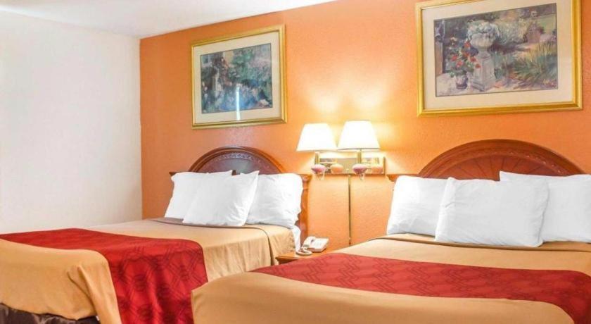 Econo Lodge Cuba I-86 Exteriör bild