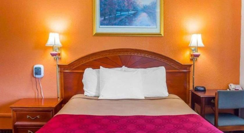 Econo Lodge Cuba I-86 Exteriör bild